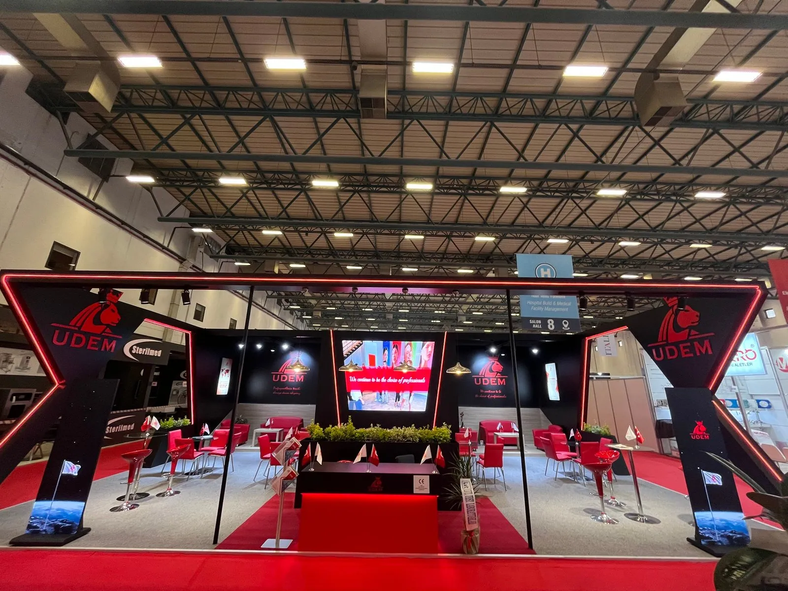 UDEM stand, Expomed 2025, photo 4